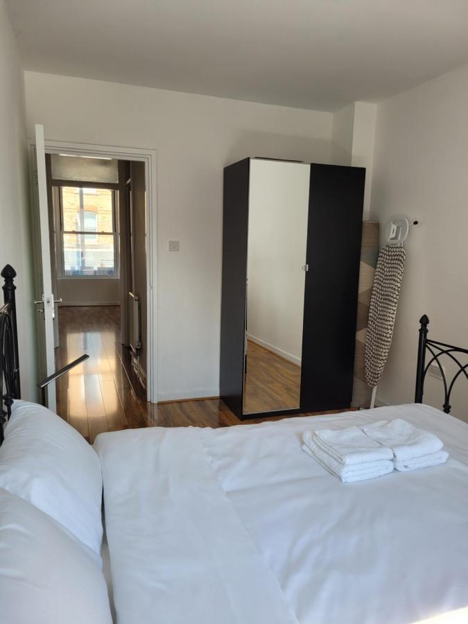 Stunning 1 Bedroom Apartment In Лондон Экстерьер фото