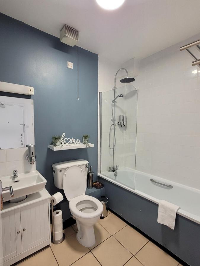 Stunning 1 Bedroom Apartment In Лондон Экстерьер фото